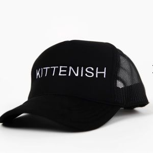 Kittenish black trucker hat